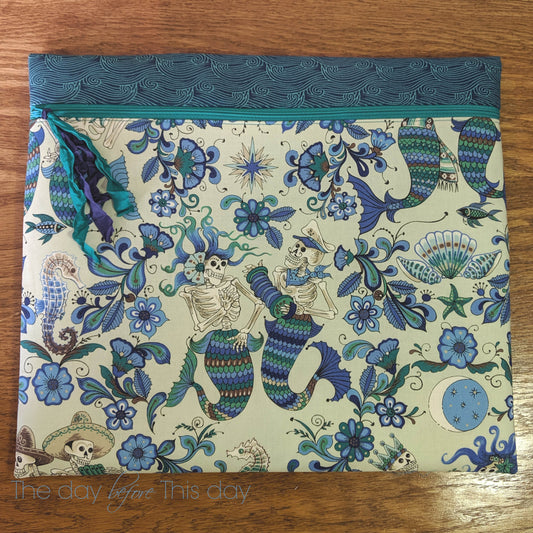 ESQUELETOS DEL MAR project bag