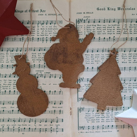 3pc Grungy Cinnamon Christmas ornaments